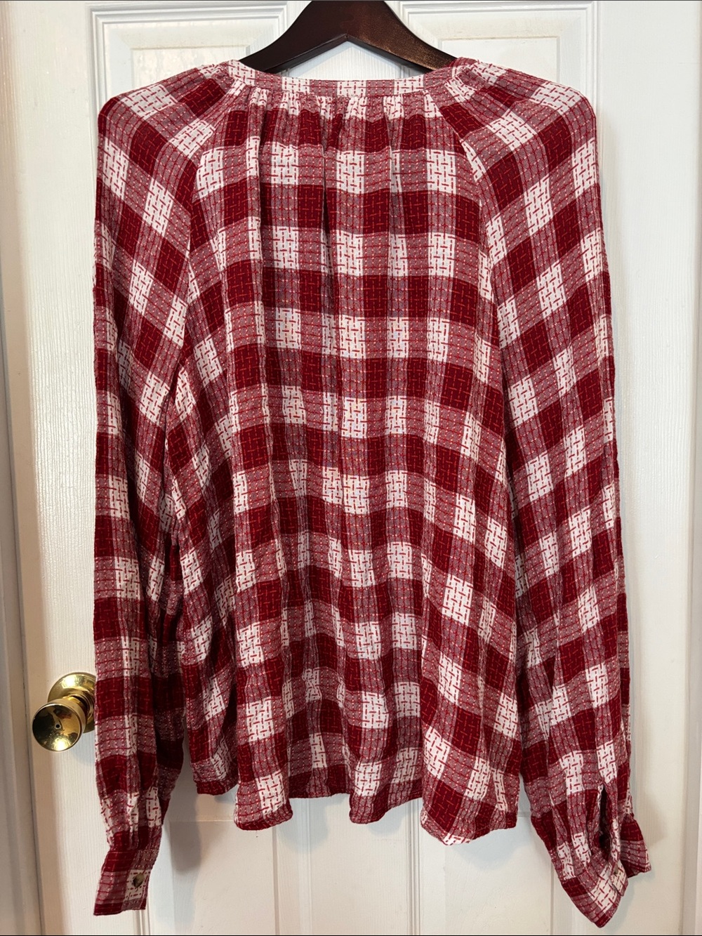 Beautiful Wonderly Red and White Plaid Women’s Shirt. Great for a Western Theme - Picture 8 of 8